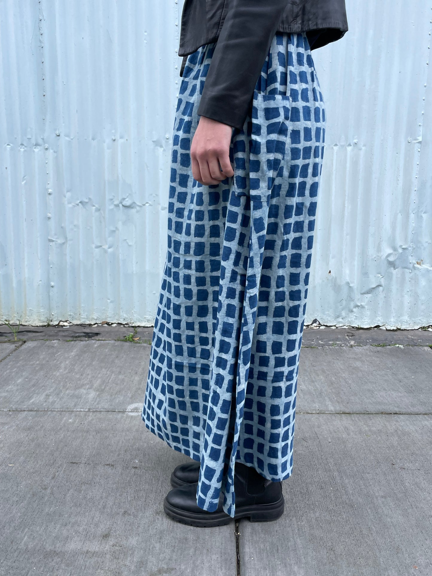 Tilda Skirt Indigo Big Squares (XS-XXL)