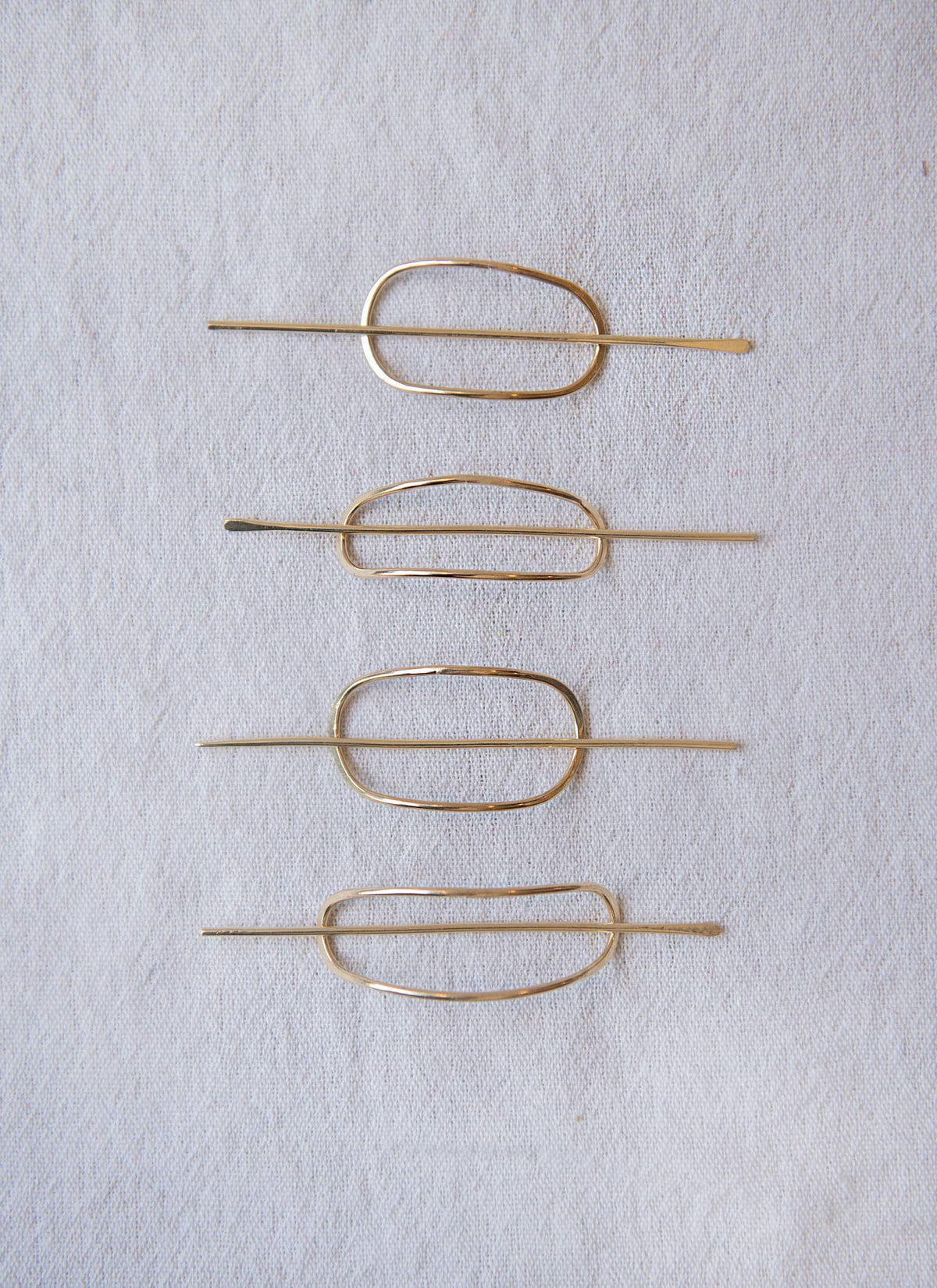 Oval Golden Sands Hairpin: Thin