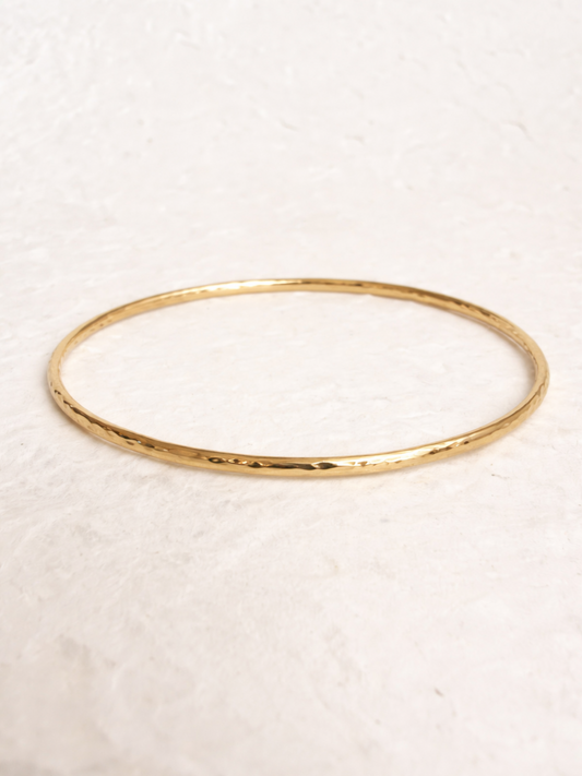 Hammered Signature Bangle 1.5 - The Promise - 14K Gold