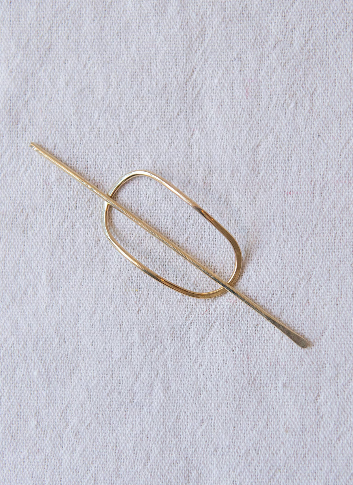Oval Golden Sands Hairpin: Thin