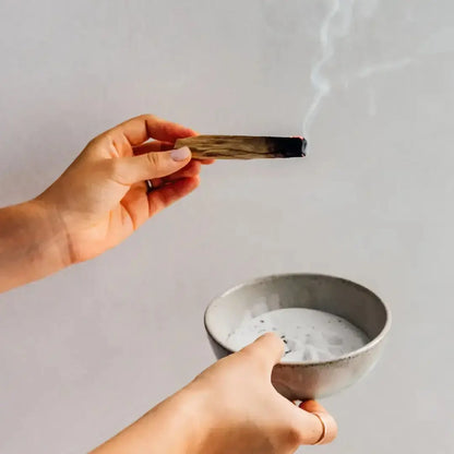 Peruvian Palo Santo Sticks (6 Pieces)