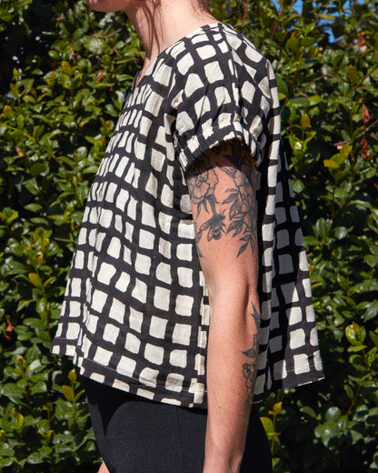 Zélia Top Black Grid