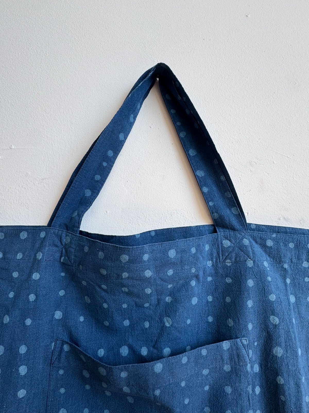Weekend Tote Bag - Indigo Dots (Extra Light)