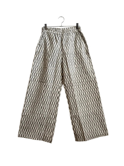 Omar Petit Rectangle Grey