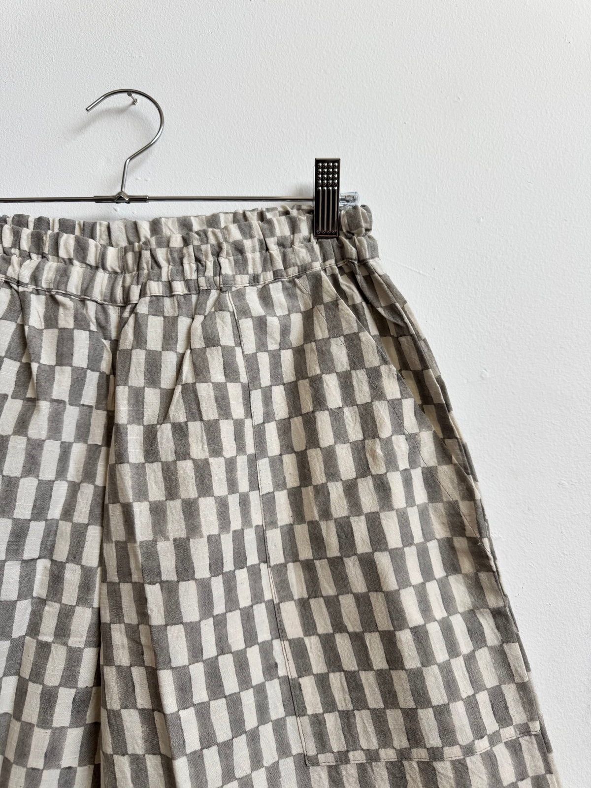 Omar Petit Rectangle Grey