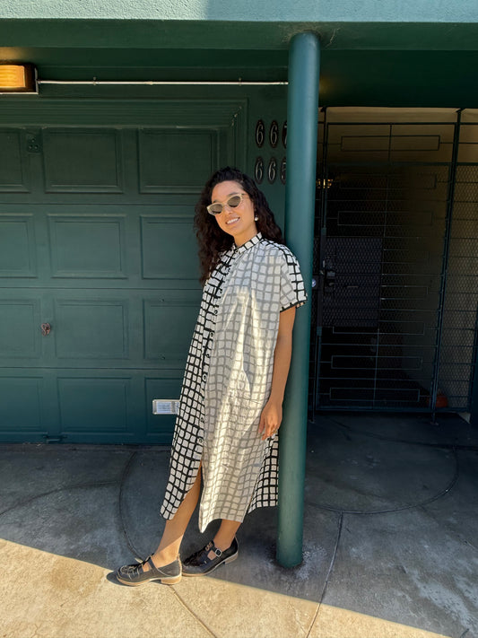 Elise Black and Grey Grid