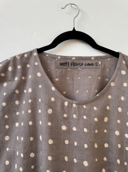 Zelia Grey Dots - Natural Variation
