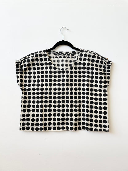 Zelia Big Black Dots