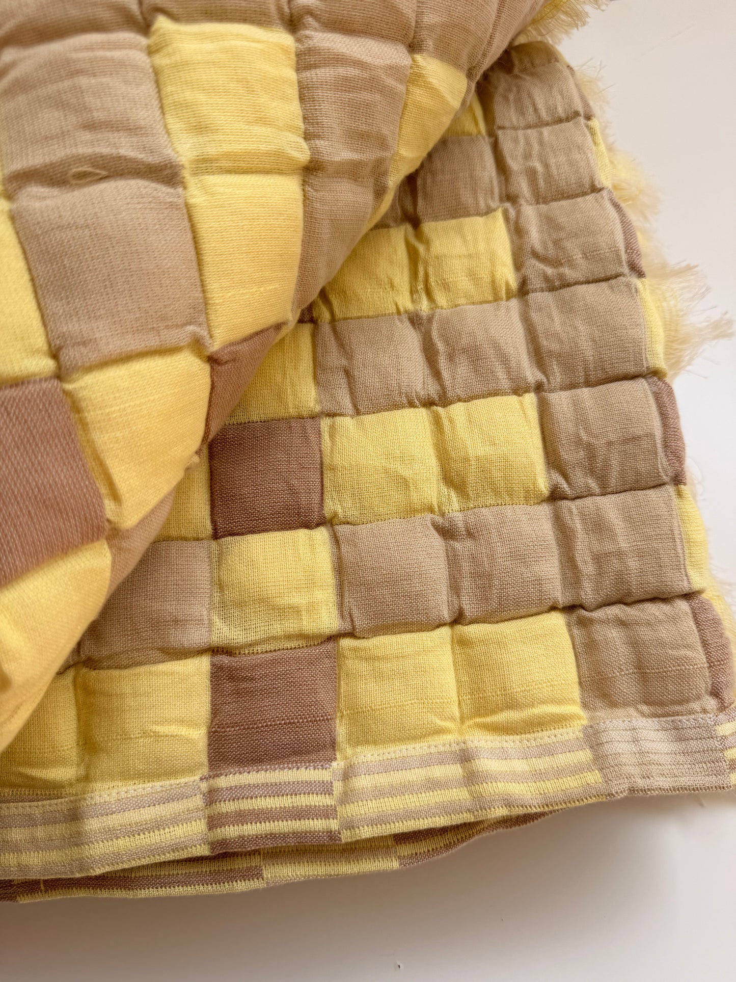 Azalea Sujani Quilt 75x55in
