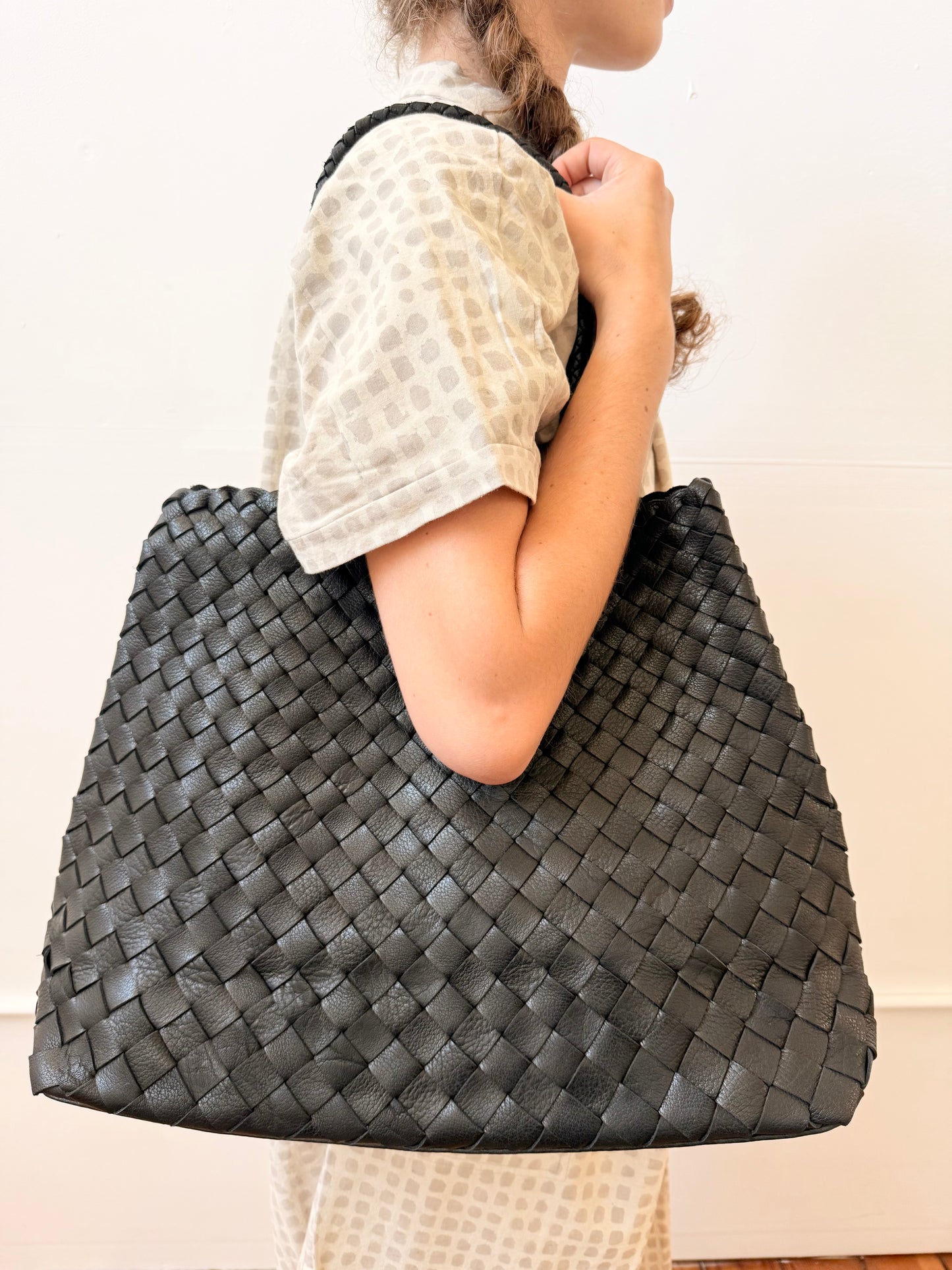 Kaveri Black Bag