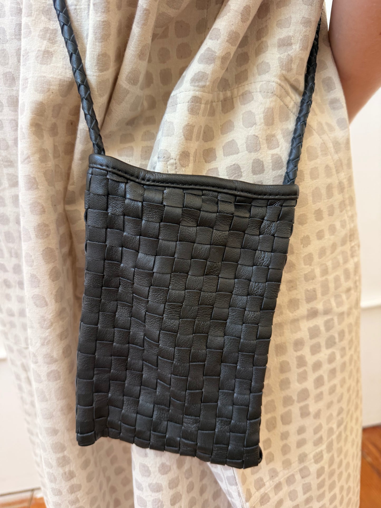 Pamba Black