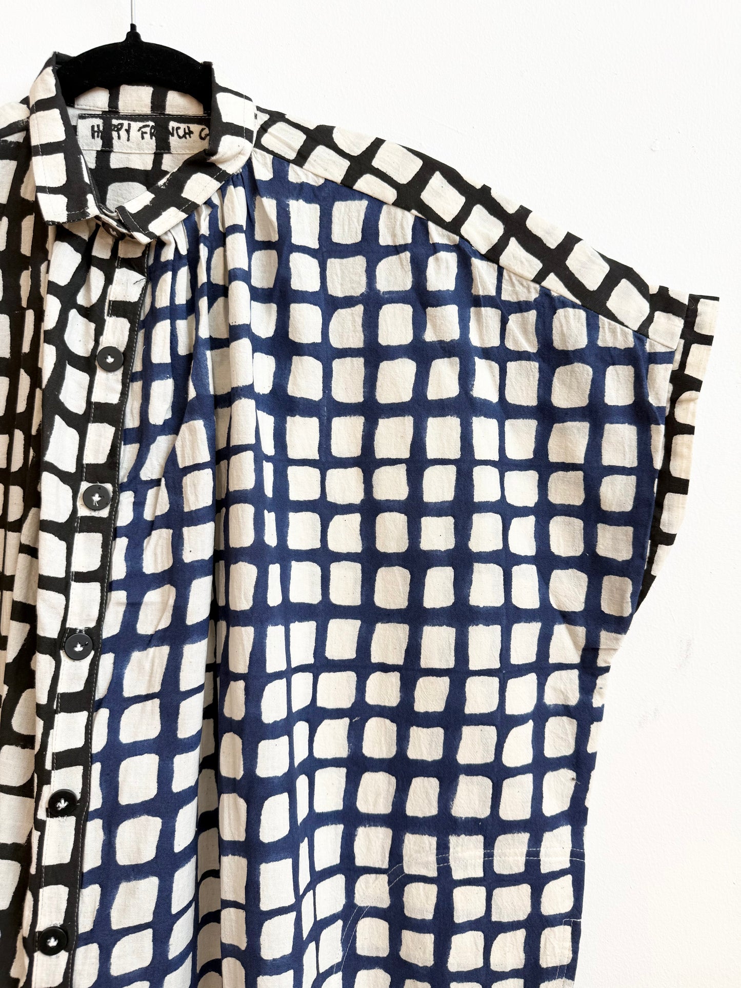 Elise Grid Black and Blue