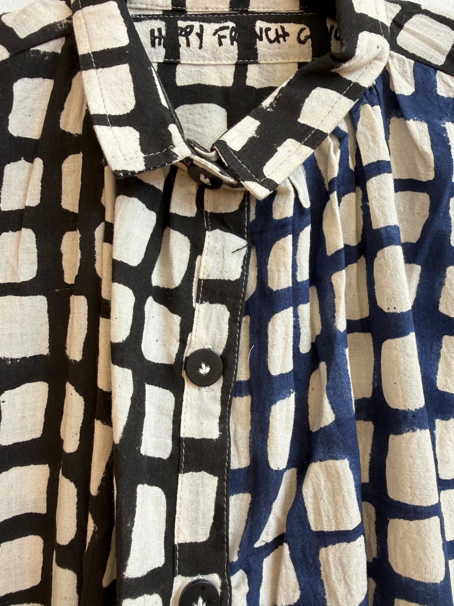 Elise Grid Black and Blue