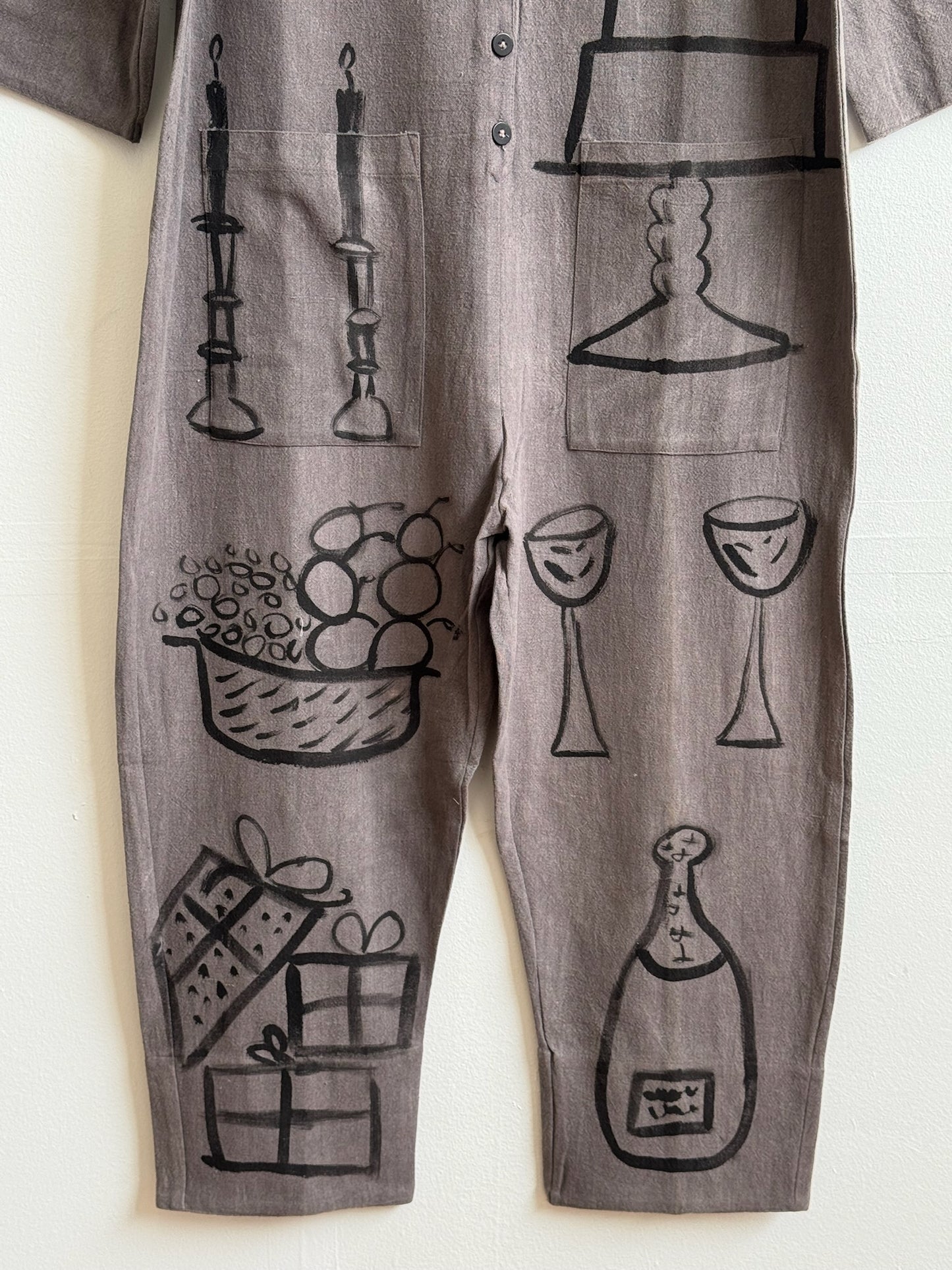 #106 Hand-painted Jumpsuit M/L - Le gâteau