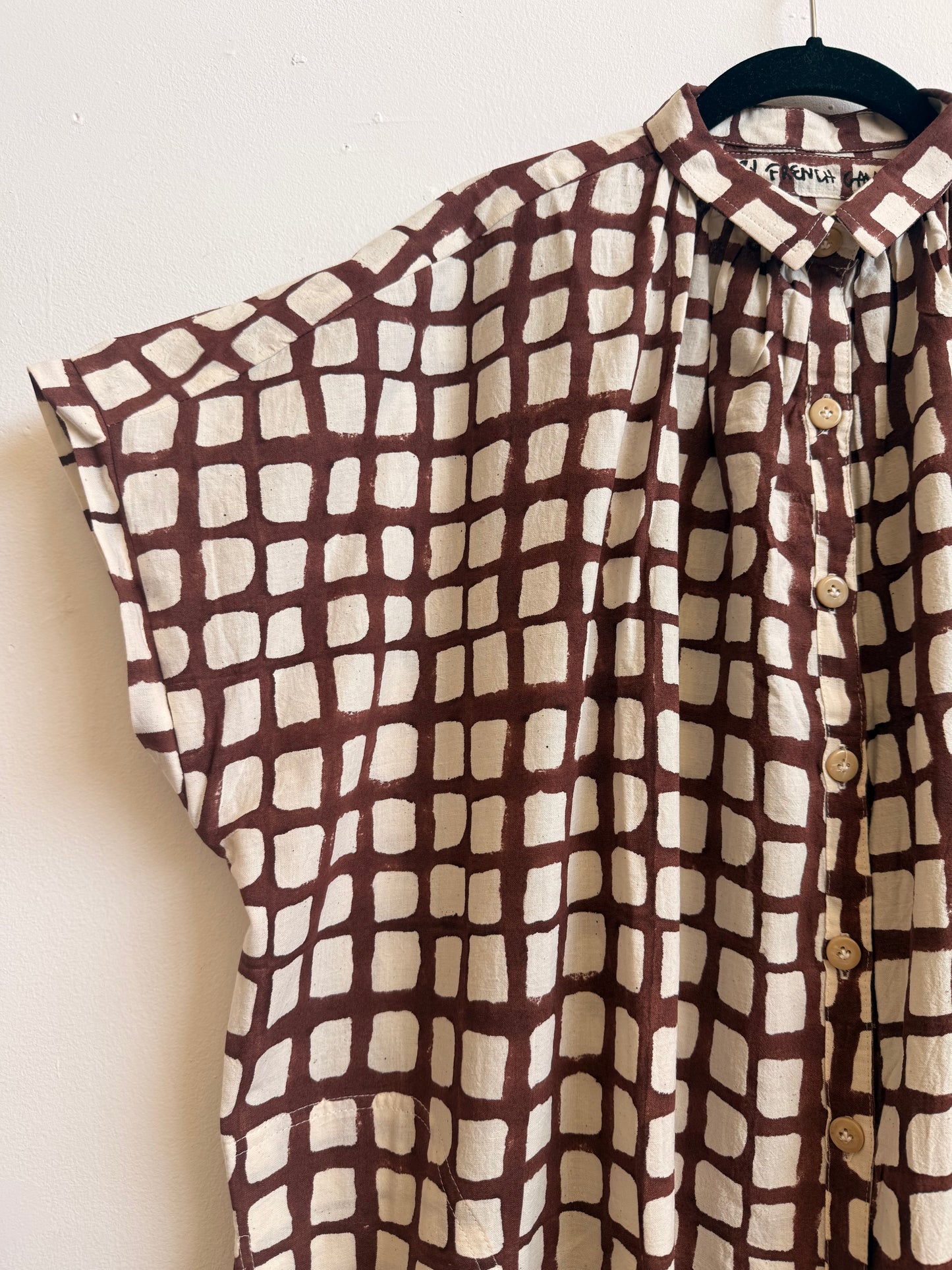 Elise Grid Brown