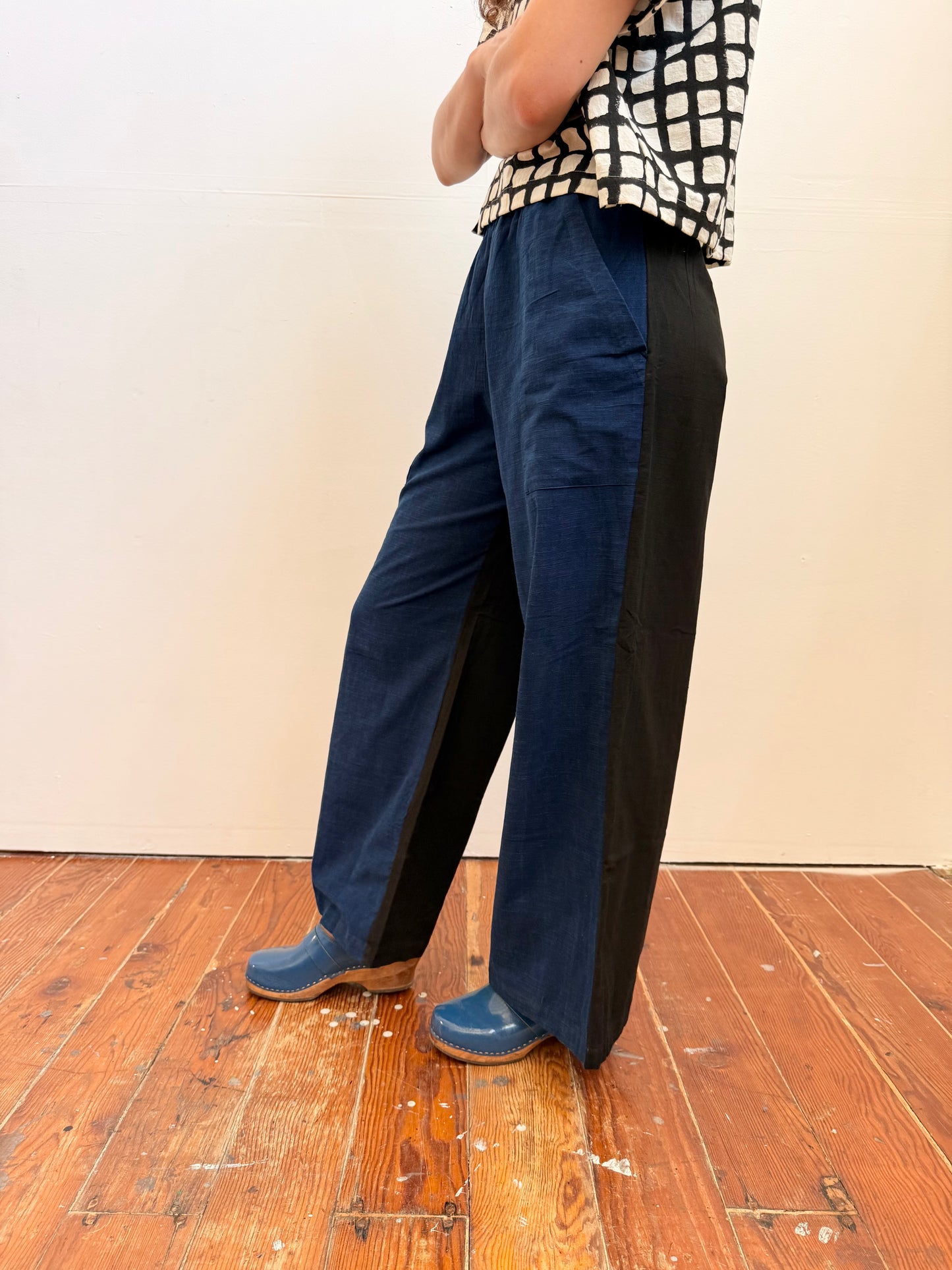 Parton Indigo & black Pants