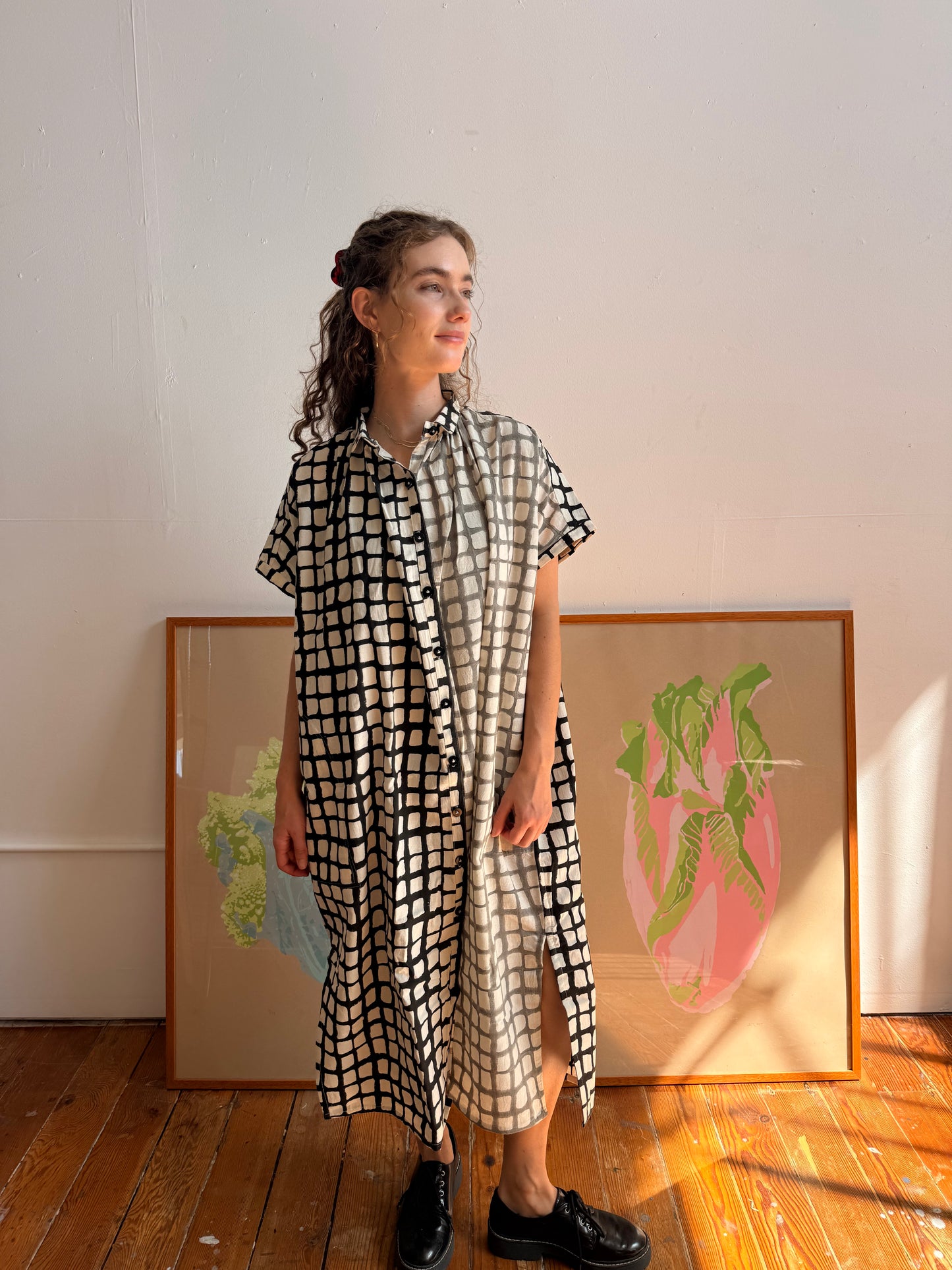 Elise Black and Grey Grid
