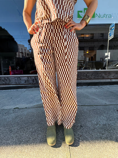 Omar Petit Rectangle Brown