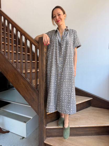 Elise Grey Dots