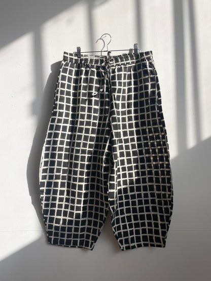 Marius Black Squares