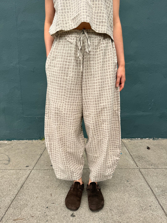 Marius Grey Small Squares