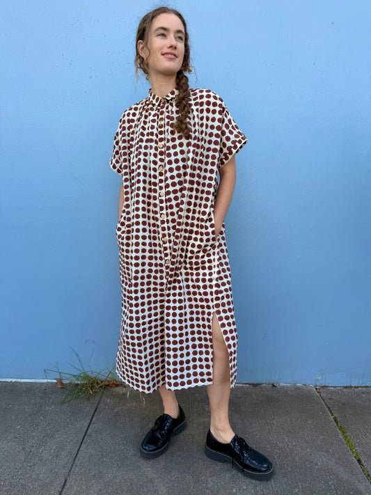Elise Dress Brown Big Dots