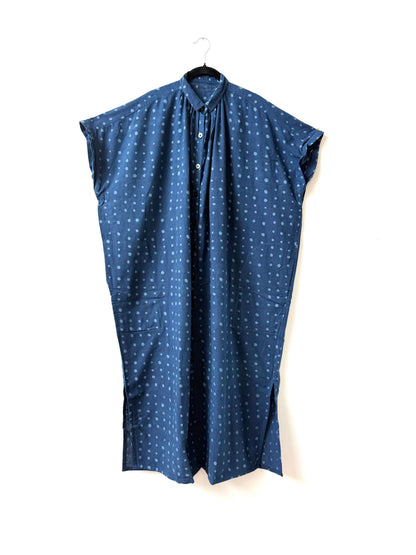 Elise Two Indigo Dots