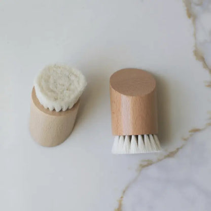 Face Brush