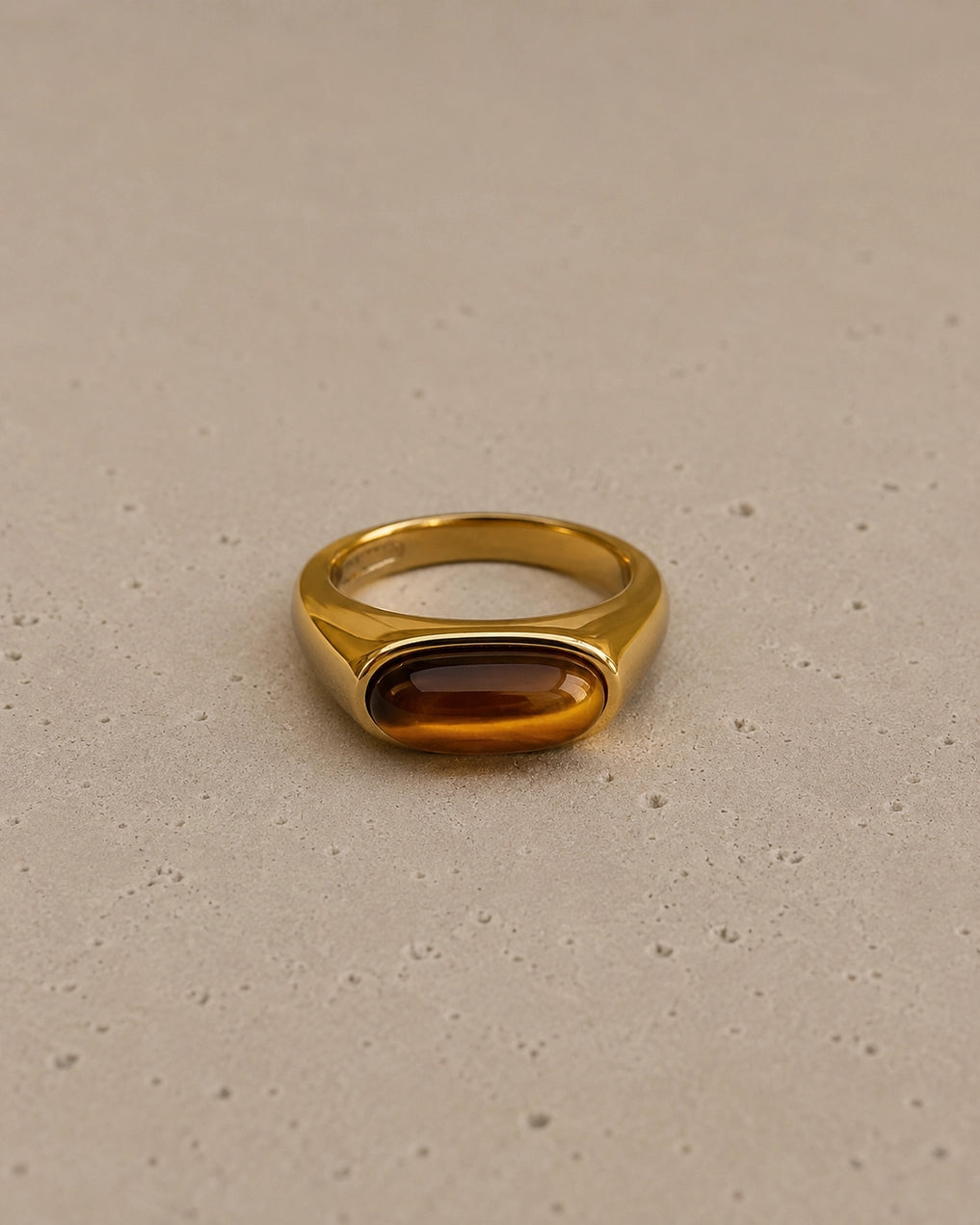 Leona Ring