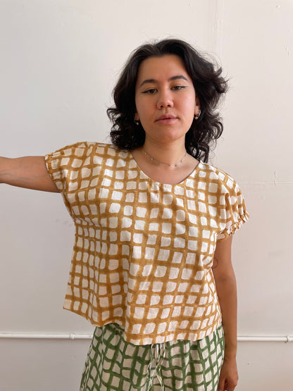 Zélia Top Camel Grid